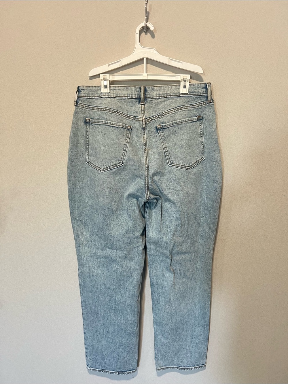 Old Navy Curvy OG Loose High-Rise Women’s Jeans - Picture 3 of 11